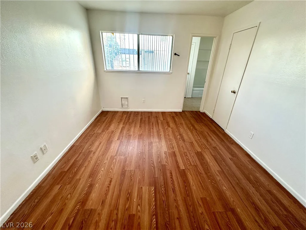 4694 Dennis, Las Vegas, NV 89121