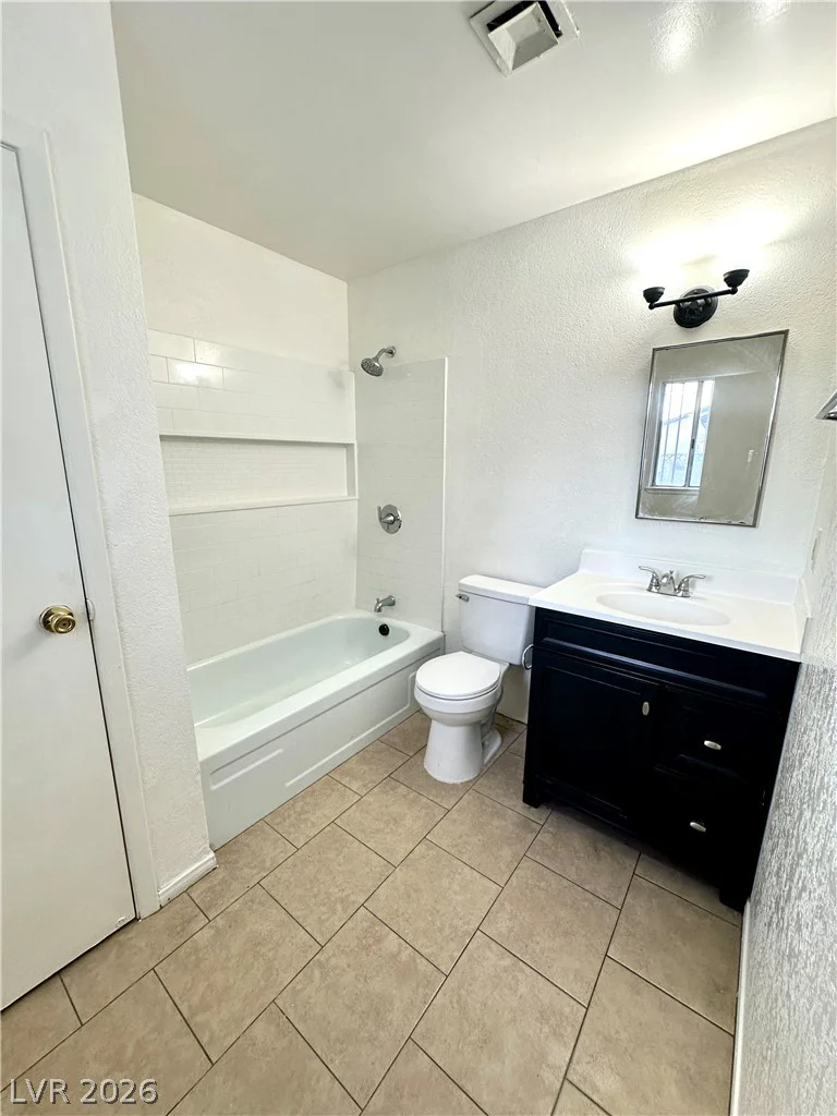 4694 Dennis, Las Vegas, NV 89121
