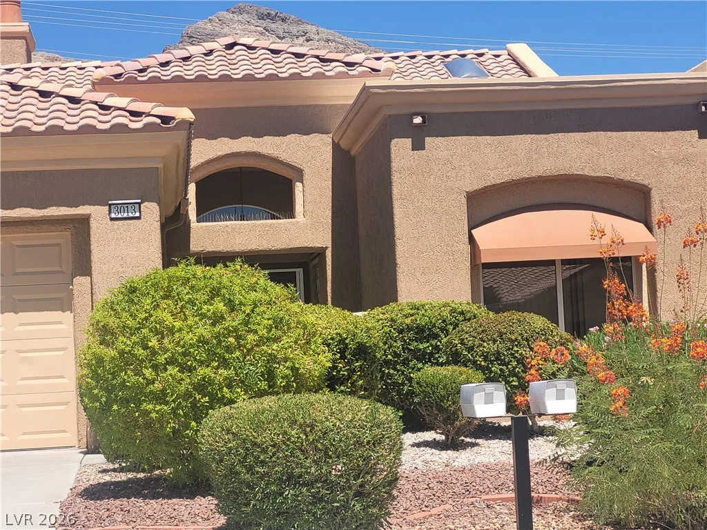 3013 Big Green, Las Vegas, NV 89134
