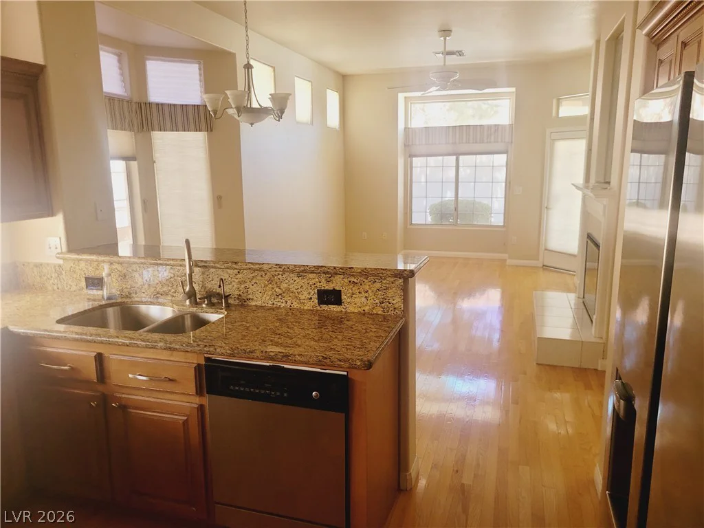 3013 Big Green, Las Vegas, NV 89134