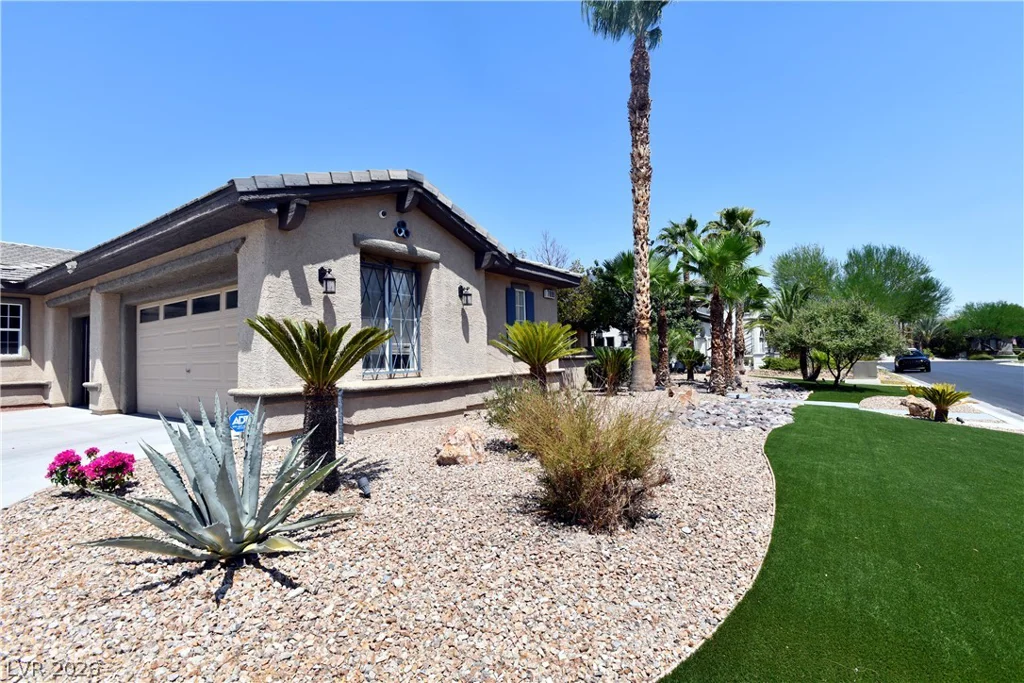 7008 Via Campanile, Las Vegas, NV 89131