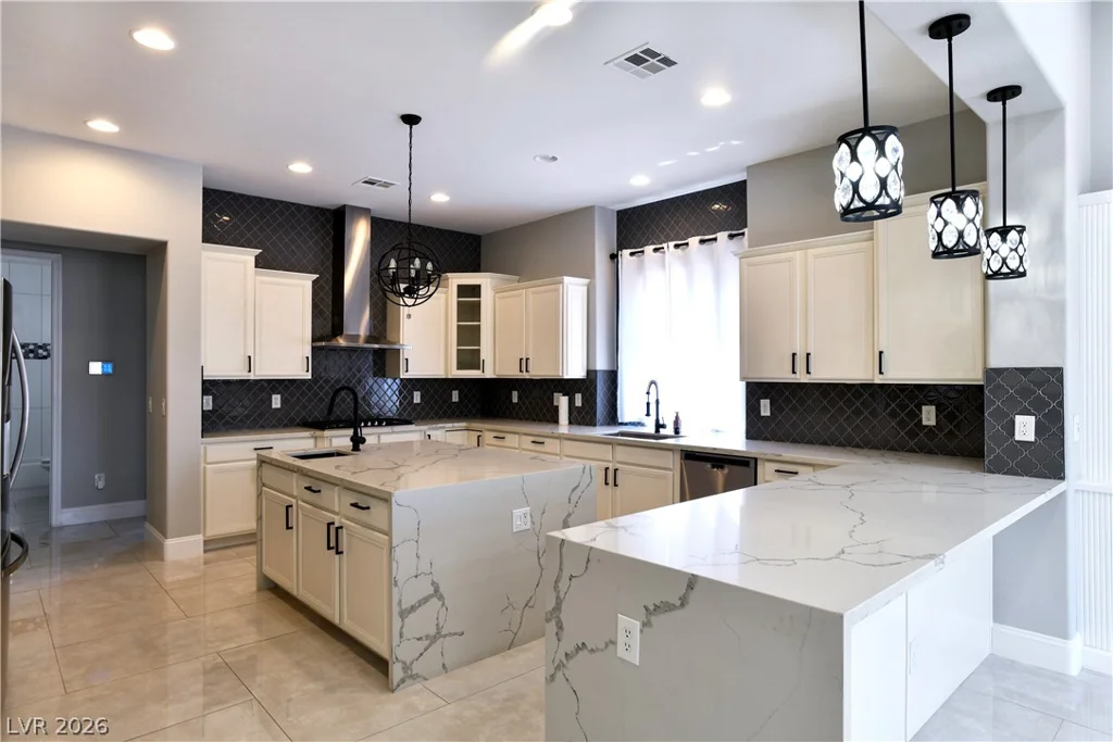 7008 Via Campanile, Las Vegas, NV 89131