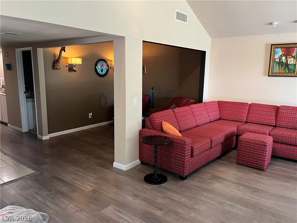 1018 Bel Air, Las Vegas, NV 89109