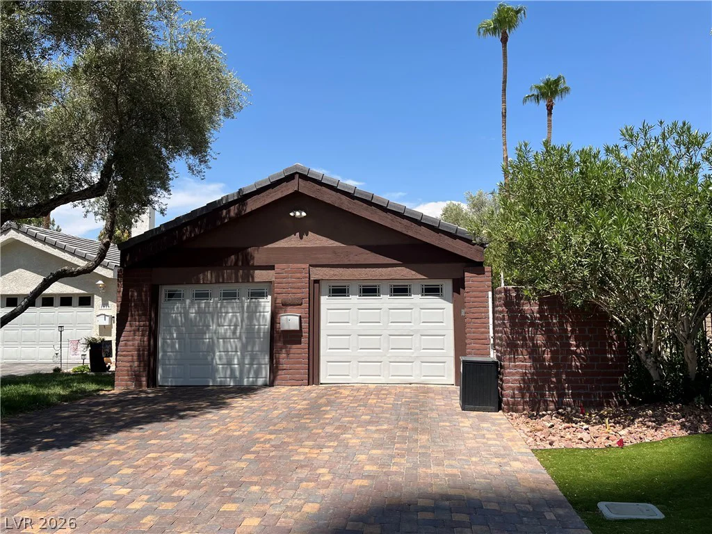 1018 Bel Air, Las Vegas, NV 89109