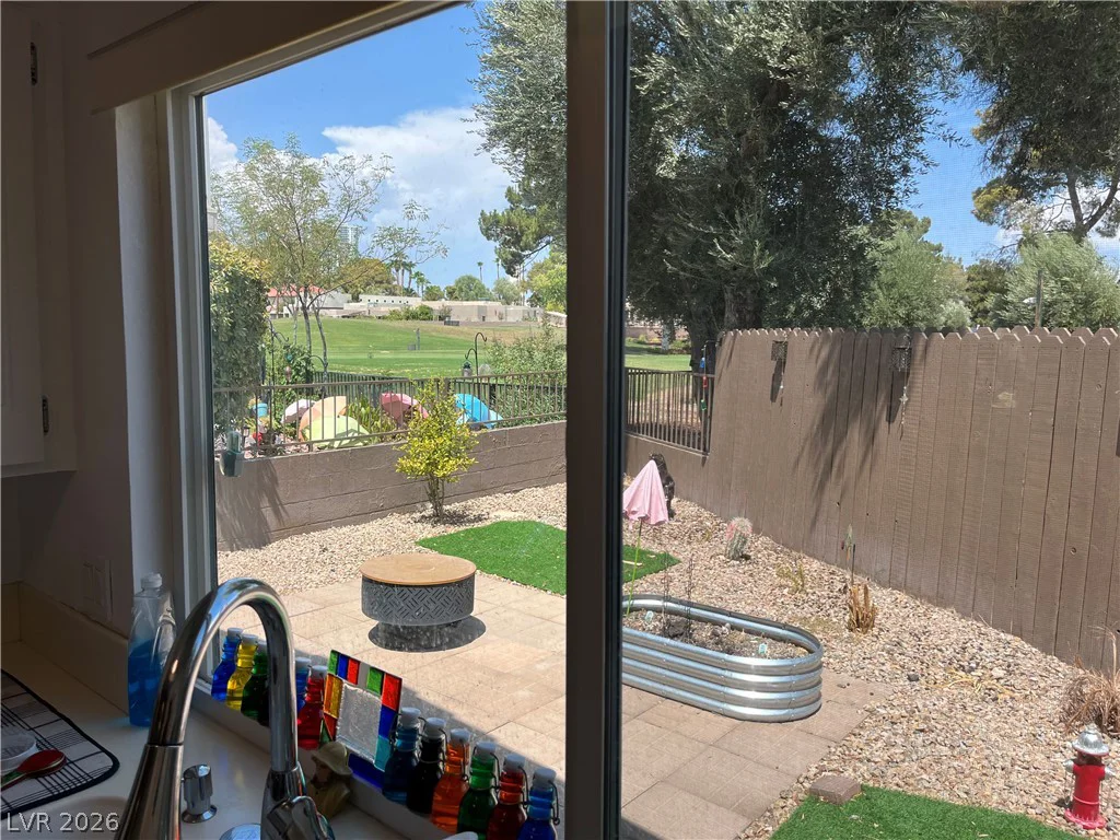 1018 Bel Air, Las Vegas, NV 89109
