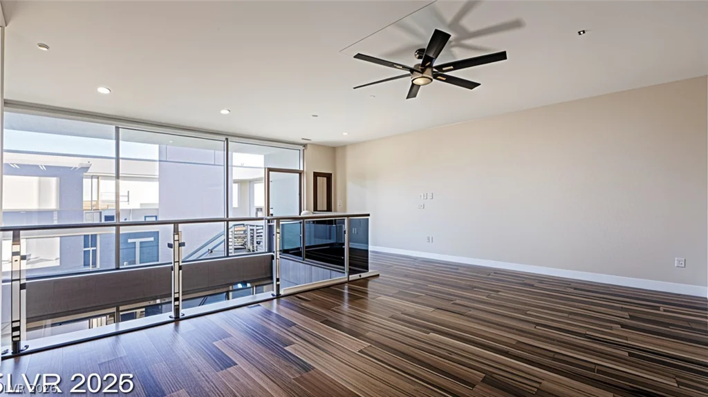 8925 Flamingo, Las Vegas, NV 89147