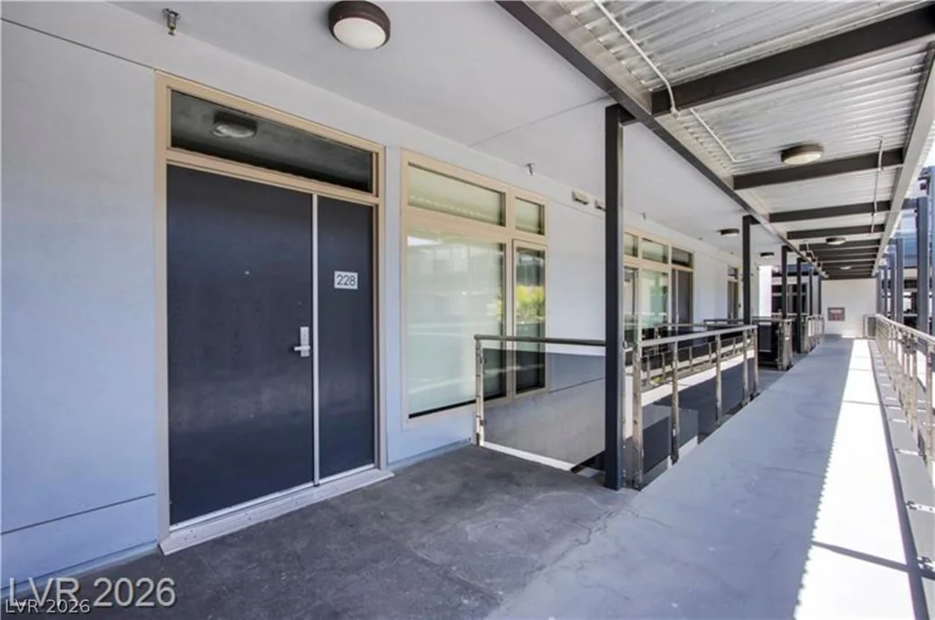 8925 Flamingo, Las Vegas, NV 89147