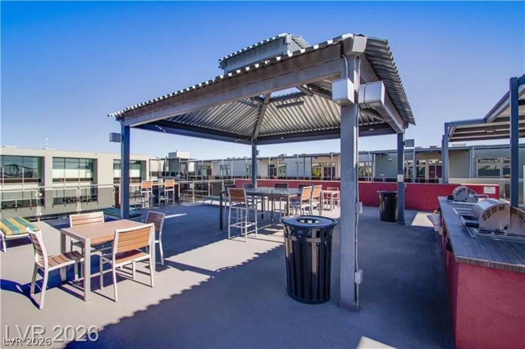 8925 Flamingo, Las Vegas, NV 89147