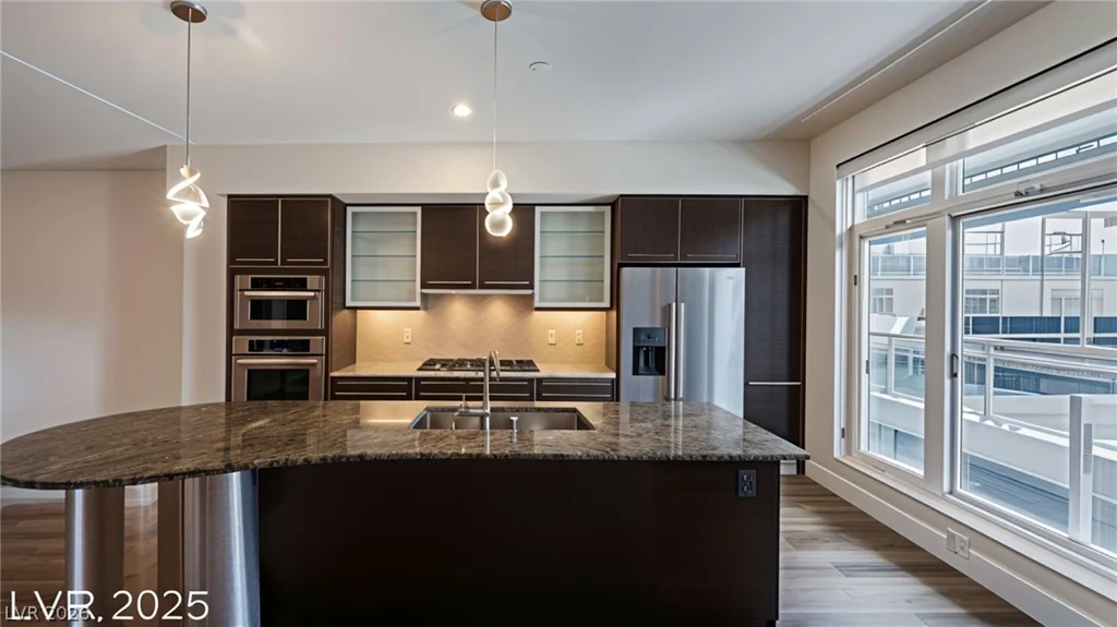 8925 Flamingo, Las Vegas, NV 89147