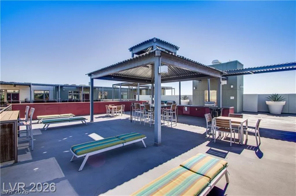 8925 Flamingo, Las Vegas, NV 89147