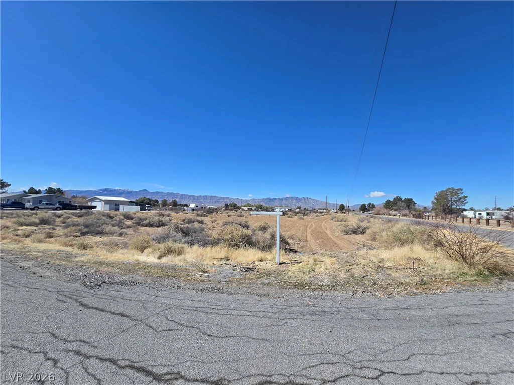6160 Surrey, Pahrump, NV 89048