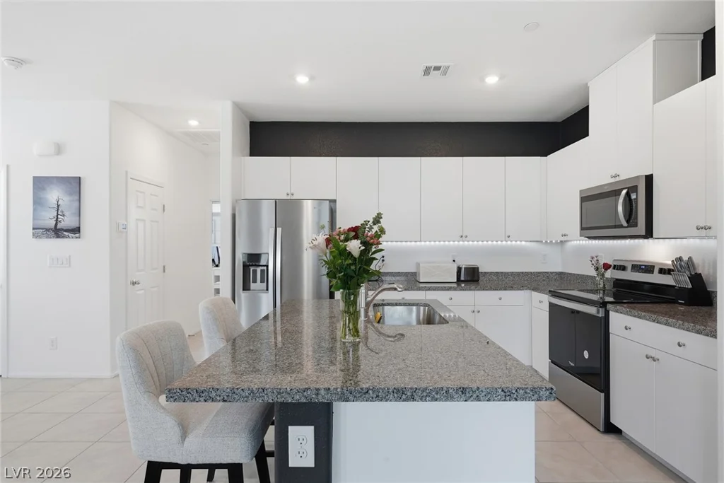 6155 Garden Oasis, Las Vegas, NV 89148