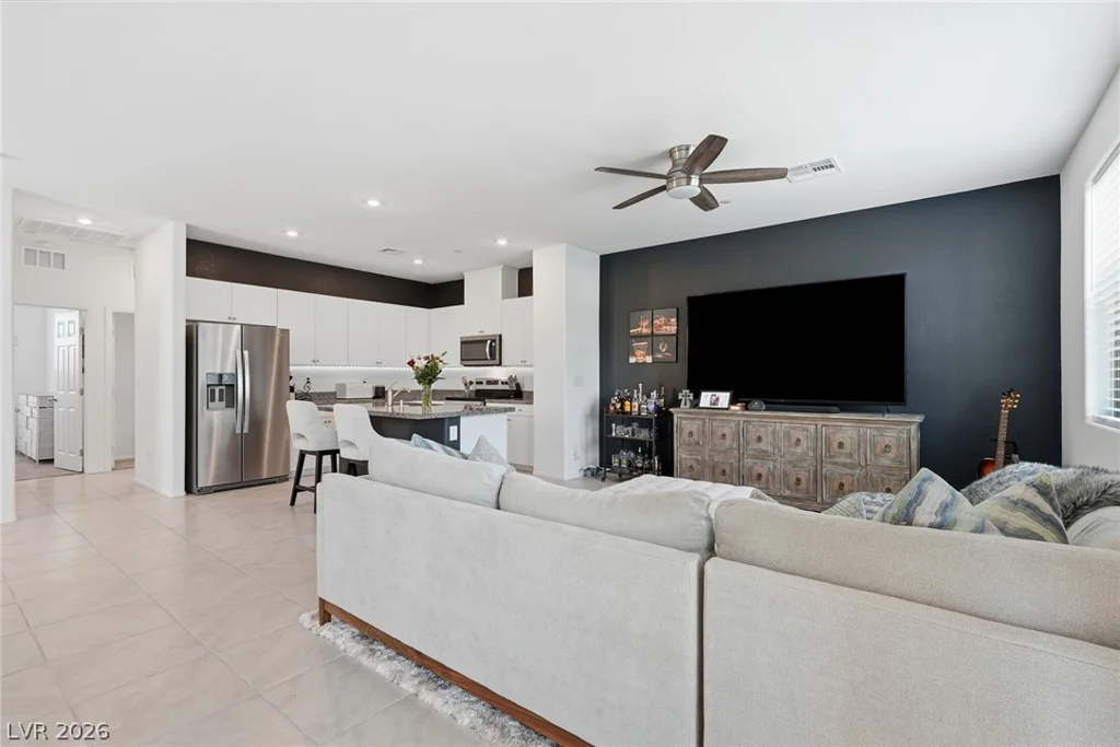 6155 Garden Oasis, Las Vegas, NV 89148