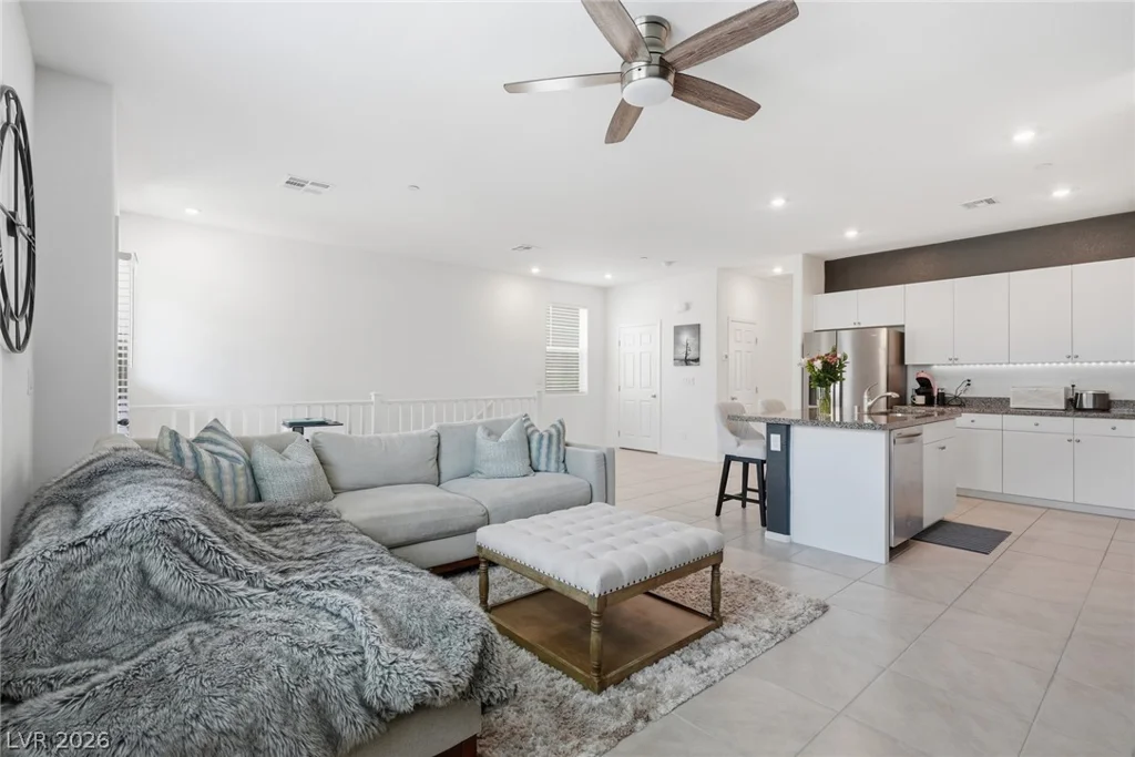 6155 Garden Oasis, Las Vegas, NV 89148