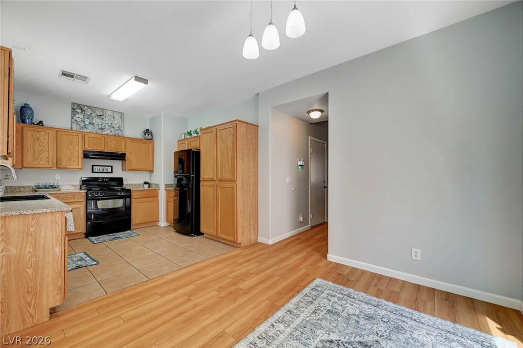 7747 Hampton Cove, Las Vegas, NV 89113
