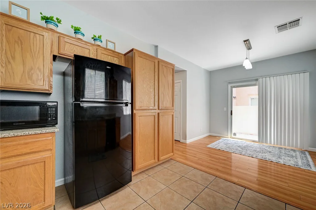 7747 Hampton Cove, Las Vegas, NV 89113
