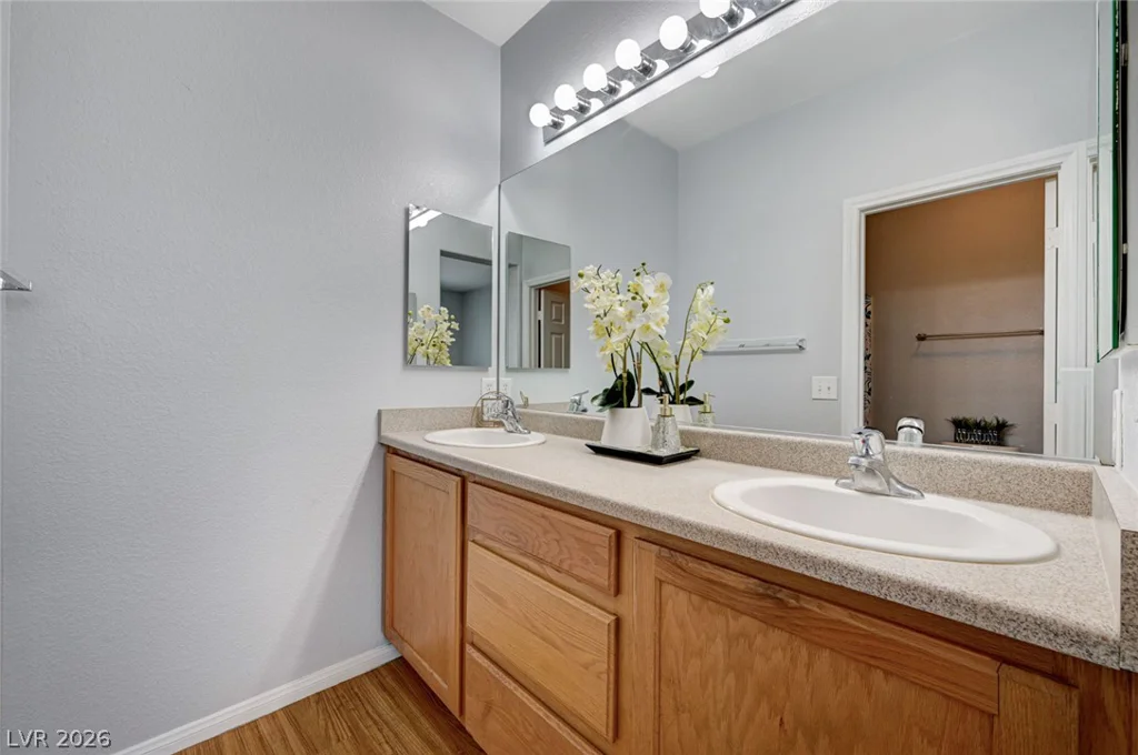 7747 Hampton Cove, Las Vegas, NV 89113