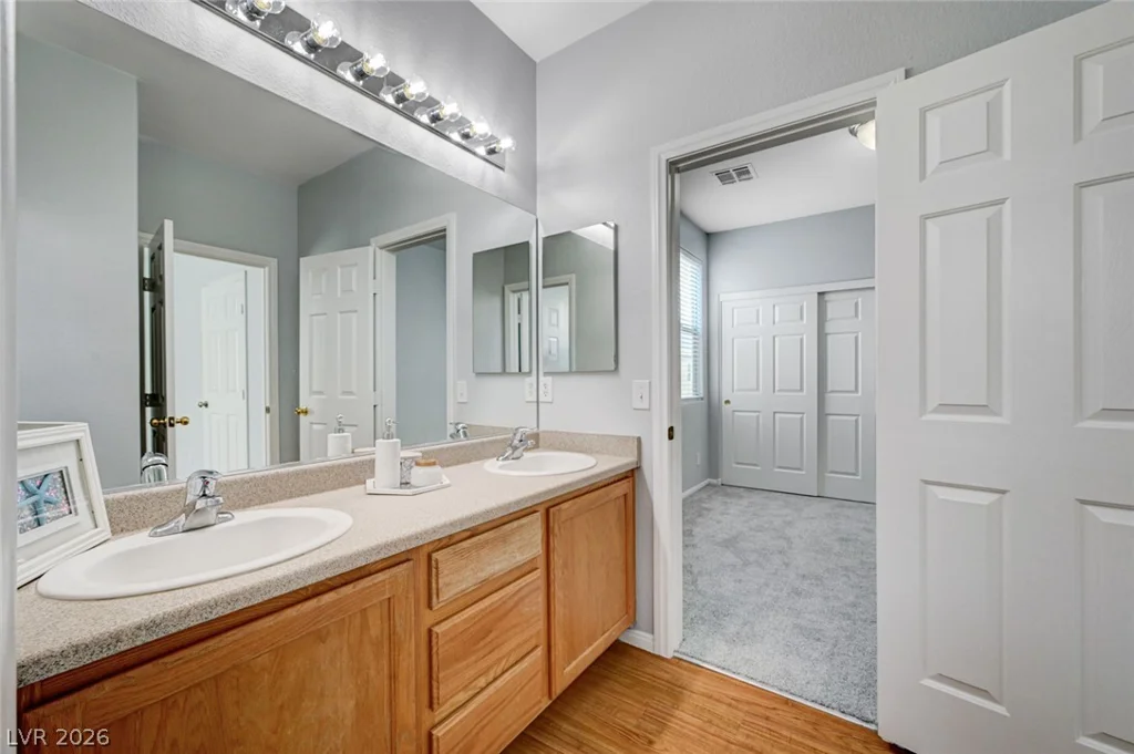 7747 Hampton Cove, Las Vegas, NV 89113