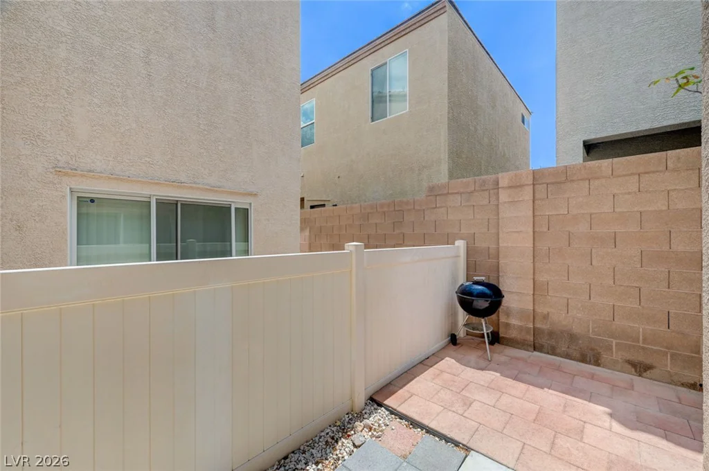 7747 Hampton Cove, Las Vegas, NV 89113