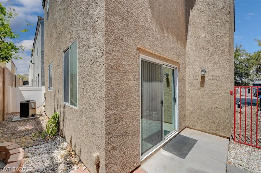 7747 Hampton Cove, Las Vegas, NV 89113