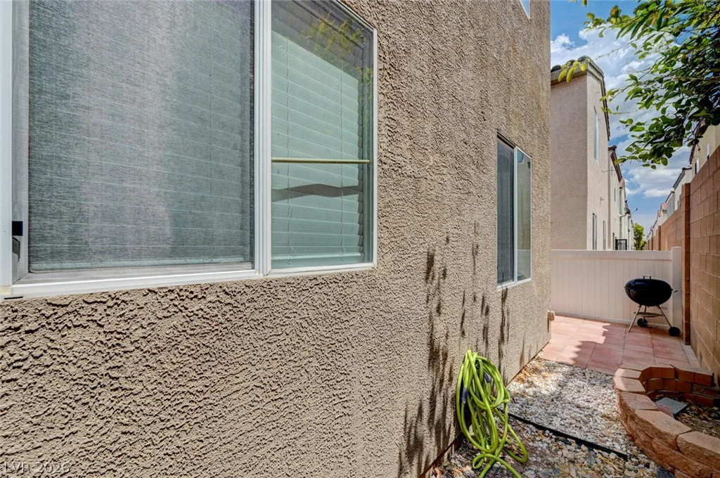 7747 Hampton Cove, Las Vegas, NV 89113