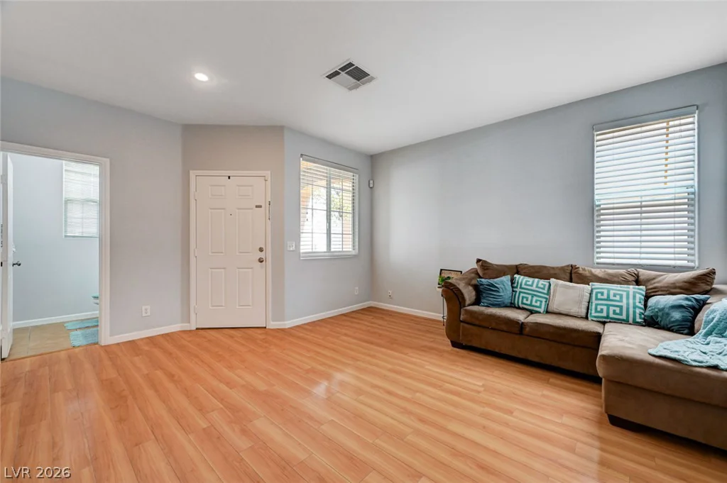 7747 Hampton Cove, Las Vegas, NV 89113