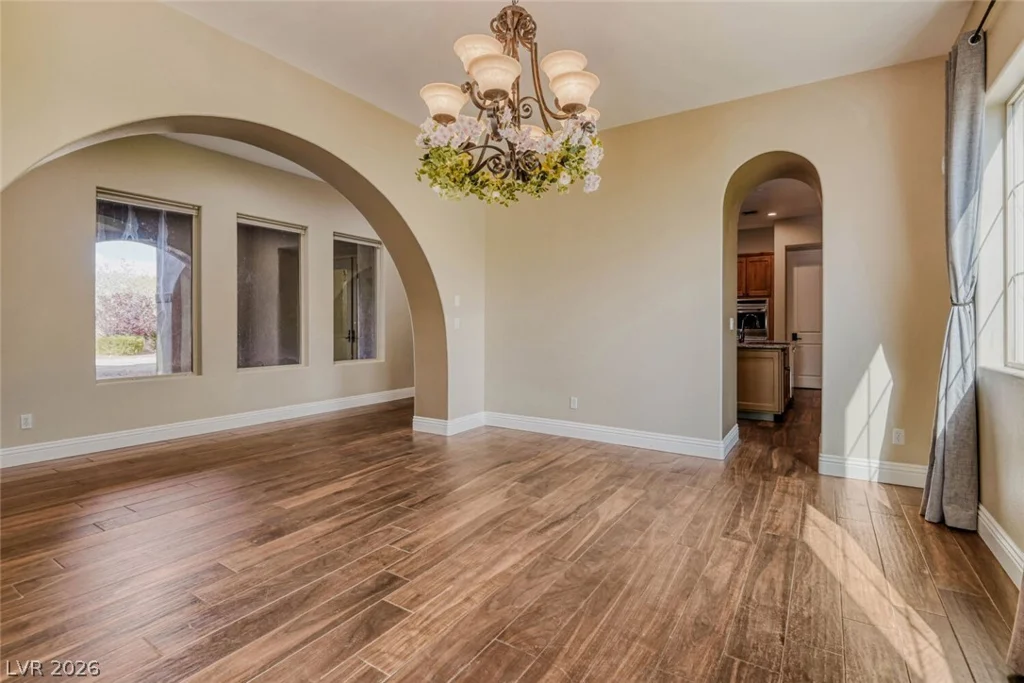 8490 Via De Bellasidra, Las Vegas, NV 89123