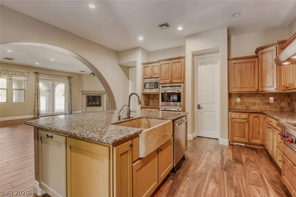 8490 Via De Bellasidra, Las Vegas, NV 89123