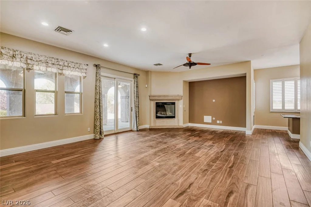 8490 Via De Bellasidra, Las Vegas, NV 89123