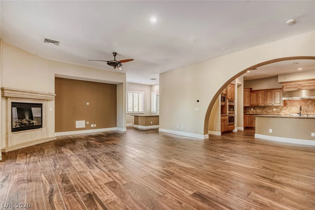 8490 Via De Bellasidra, Las Vegas, NV 89123