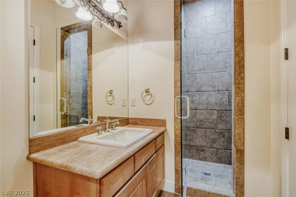 8490 Via De Bellasidra, Las Vegas, NV 89123
