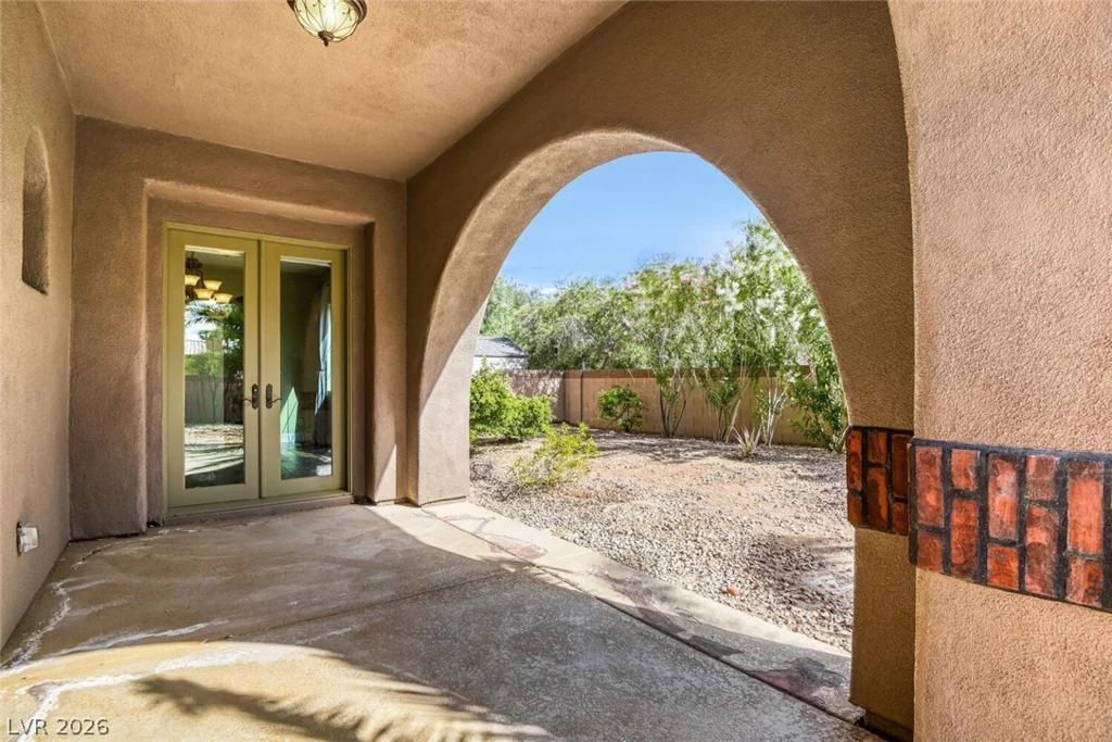 8490 Via De Bellasidra, Las Vegas, NV 89123