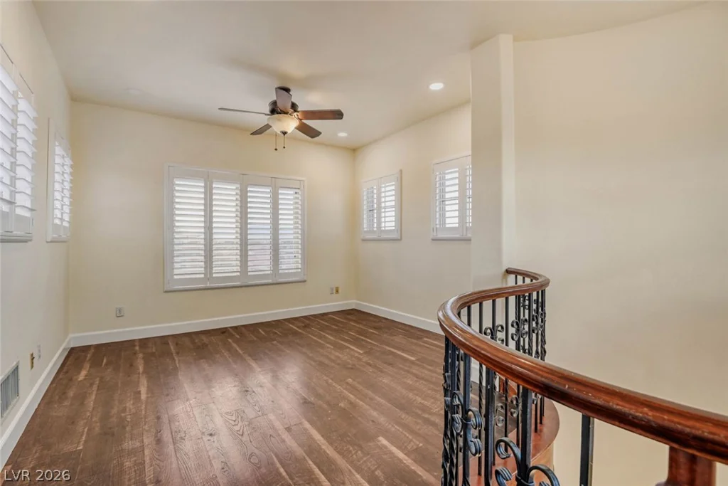 8490 Via De Bellasidra, Las Vegas, NV 89123
