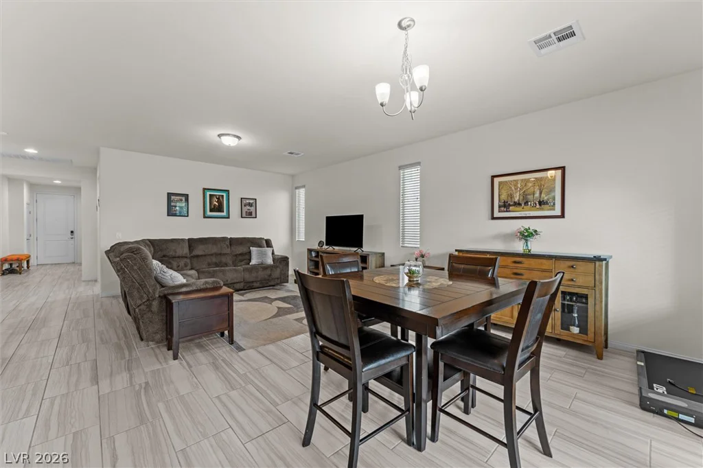10765 Princeton Bluff, Las Vegas, NV 89129