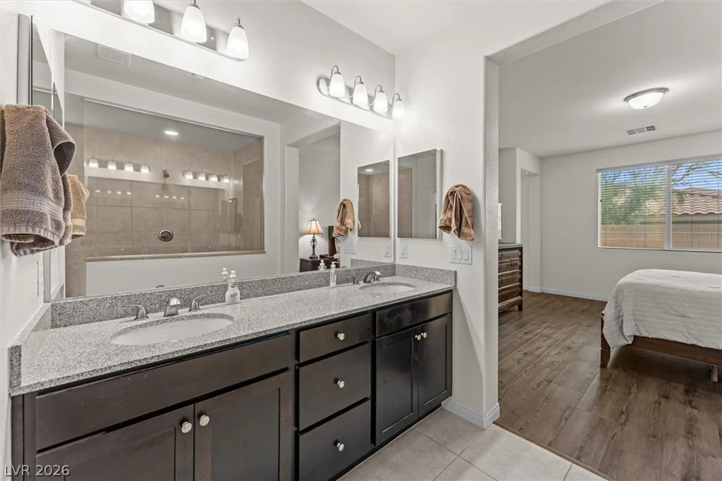 10765 Princeton Bluff, Las Vegas, NV 89129