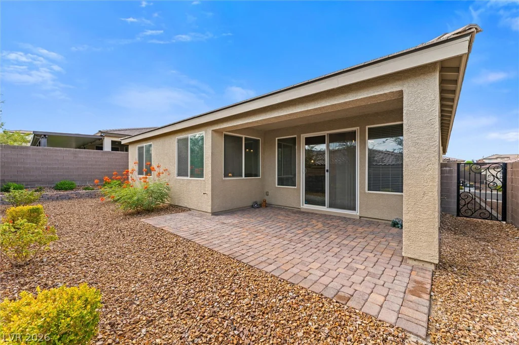 10765 Princeton Bluff, Las Vegas, NV 89129