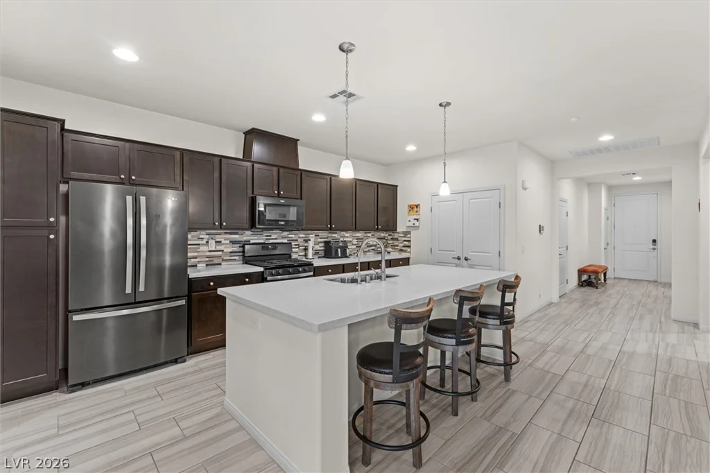 10765 Princeton Bluff, Las Vegas, NV 89129