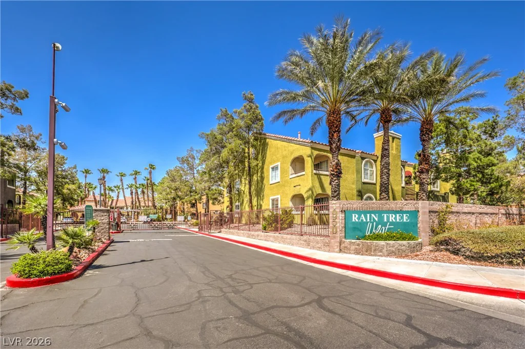 7950 Flamingo, Las Vegas, NV 89147