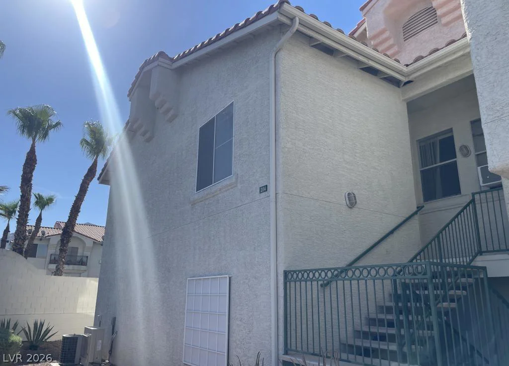 6201 Lake Mead, Las Vegas, NV 89156