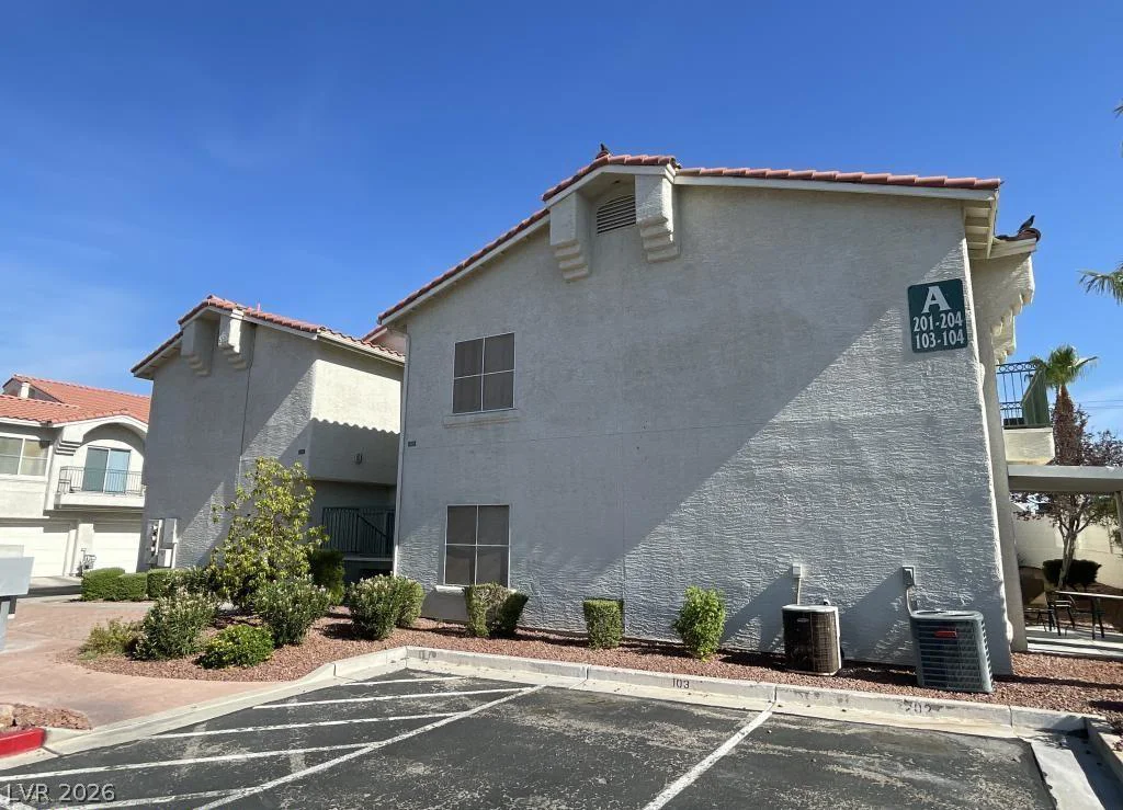 6201 Lake Mead, Las Vegas, NV 89156