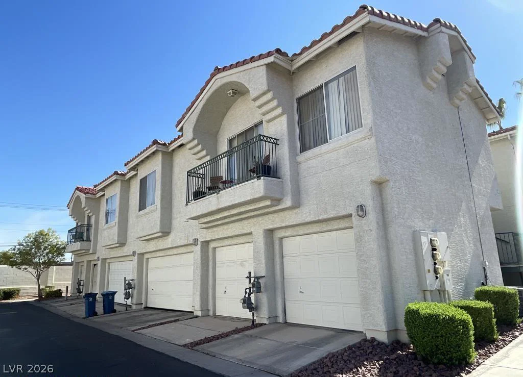 6201 Lake Mead, Las Vegas, NV 89156