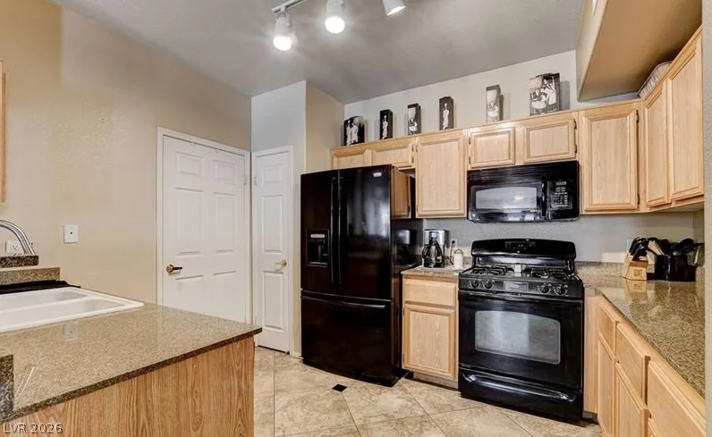 9975 Peace, Las Vegas, NV 89147