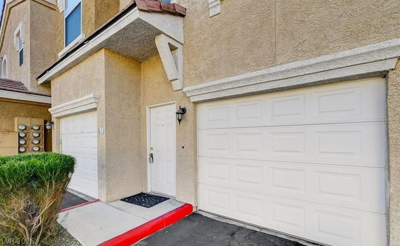 9975 Peace, Las Vegas, NV 89147