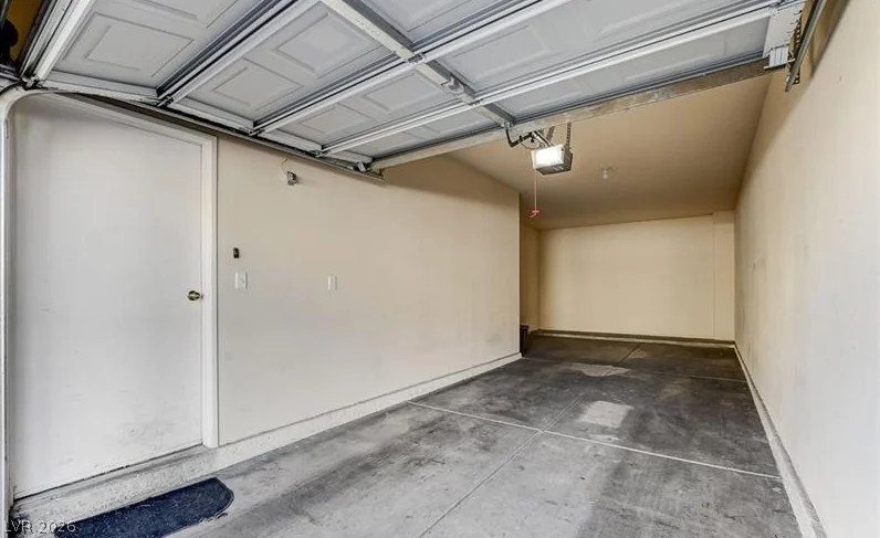 9975 Peace, Las Vegas, NV 89147