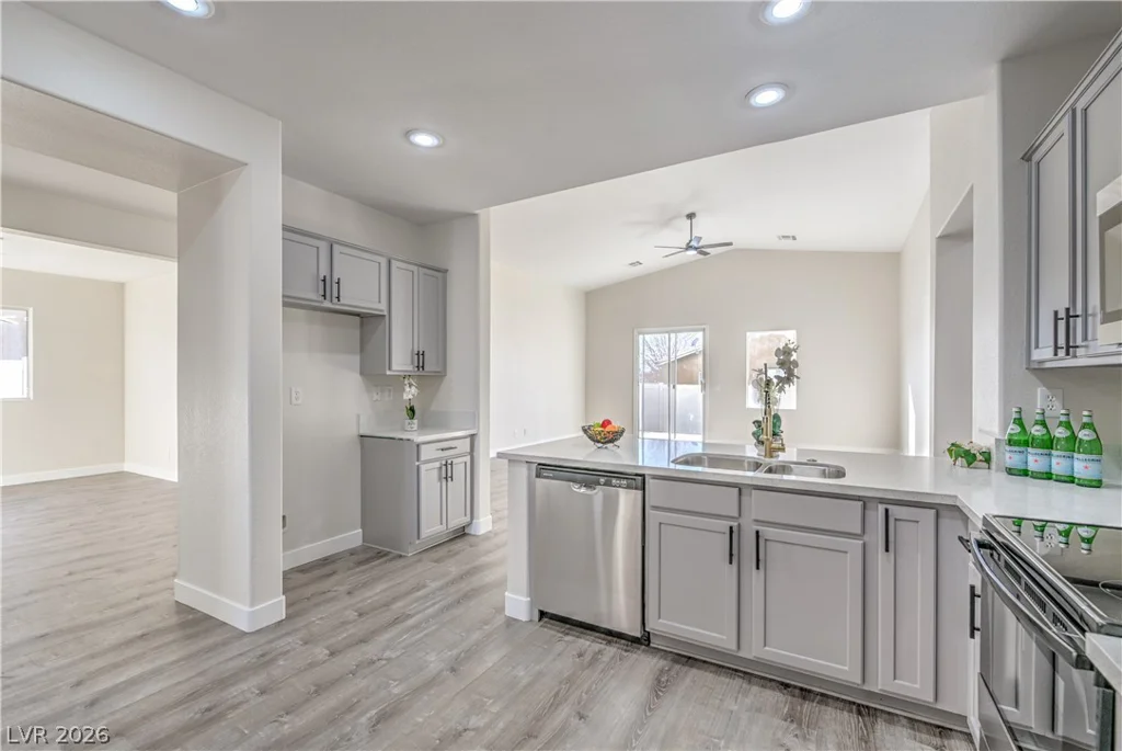 6452 Centennial, Pahrump, NV 89048