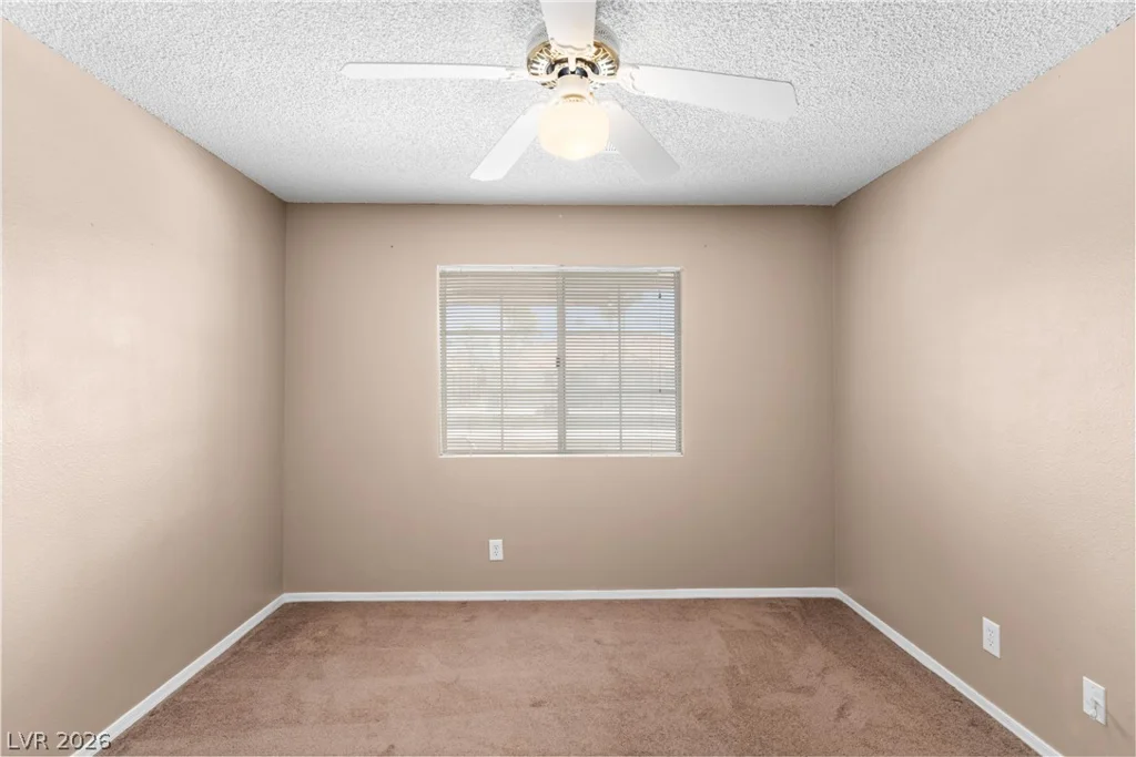 1375 Hacienda, Las Vegas, NV 89119
