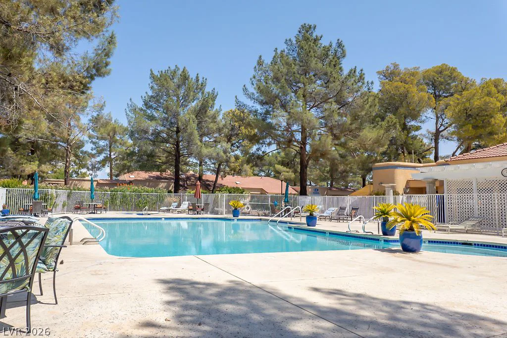 2851 Valley View, Las Vegas, NV 89102