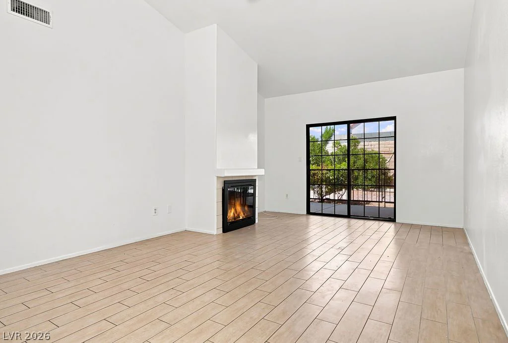 2851 Valley View, Las Vegas, NV 89102