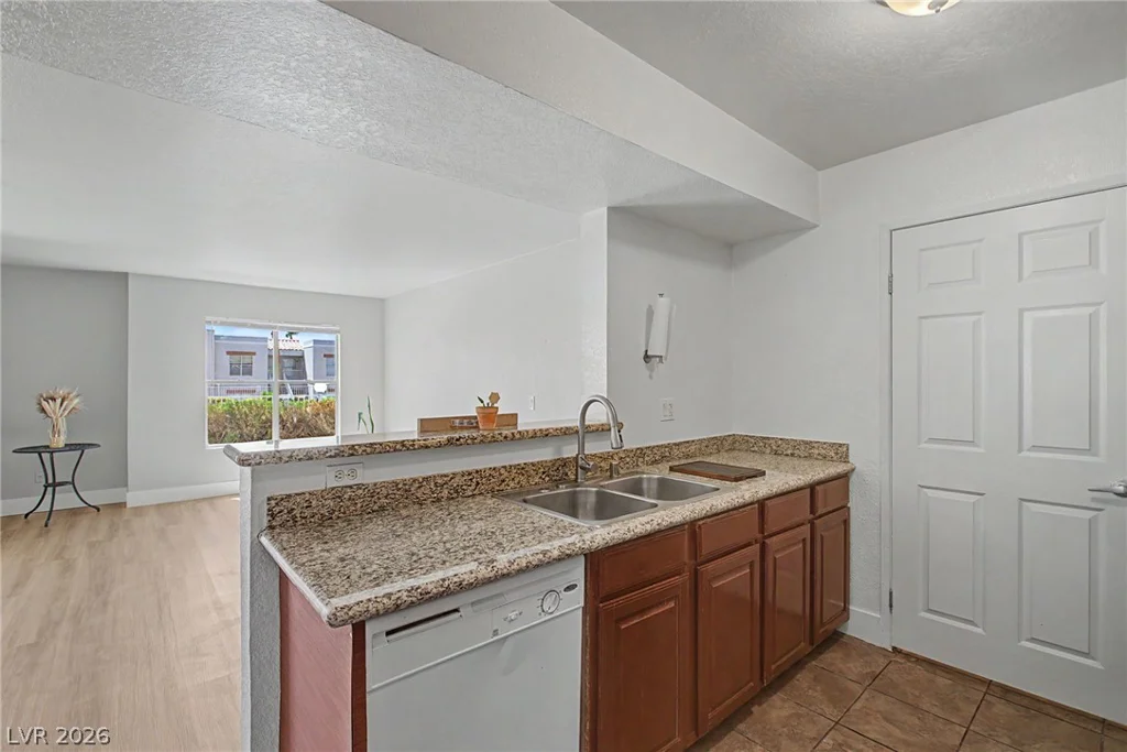 6800 Lake Mead, Las Vegas, NV 89156