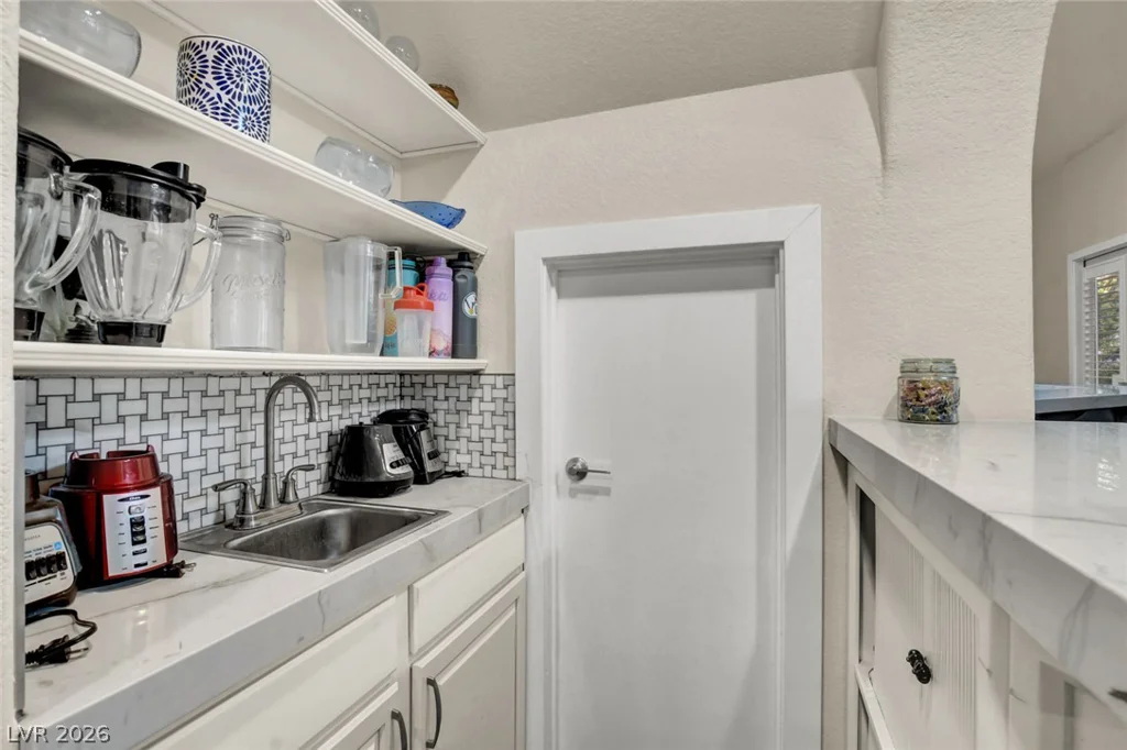 2017 Grafton, Henderson, NV 89074